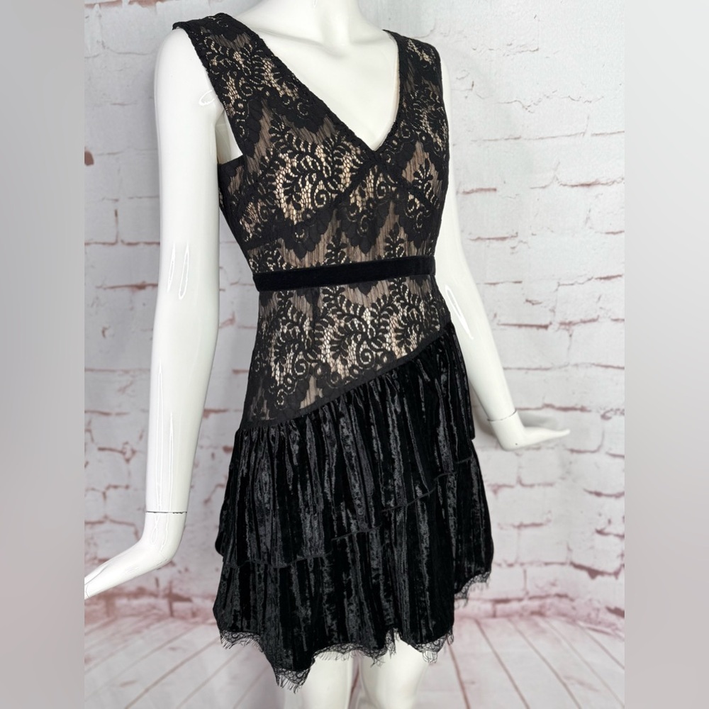 NEW ANTHROPOLOGIE FOXIEDOX Aurora S Black Lace & Velvet Ruffle Dress Size Small - Picture 4 of 15
